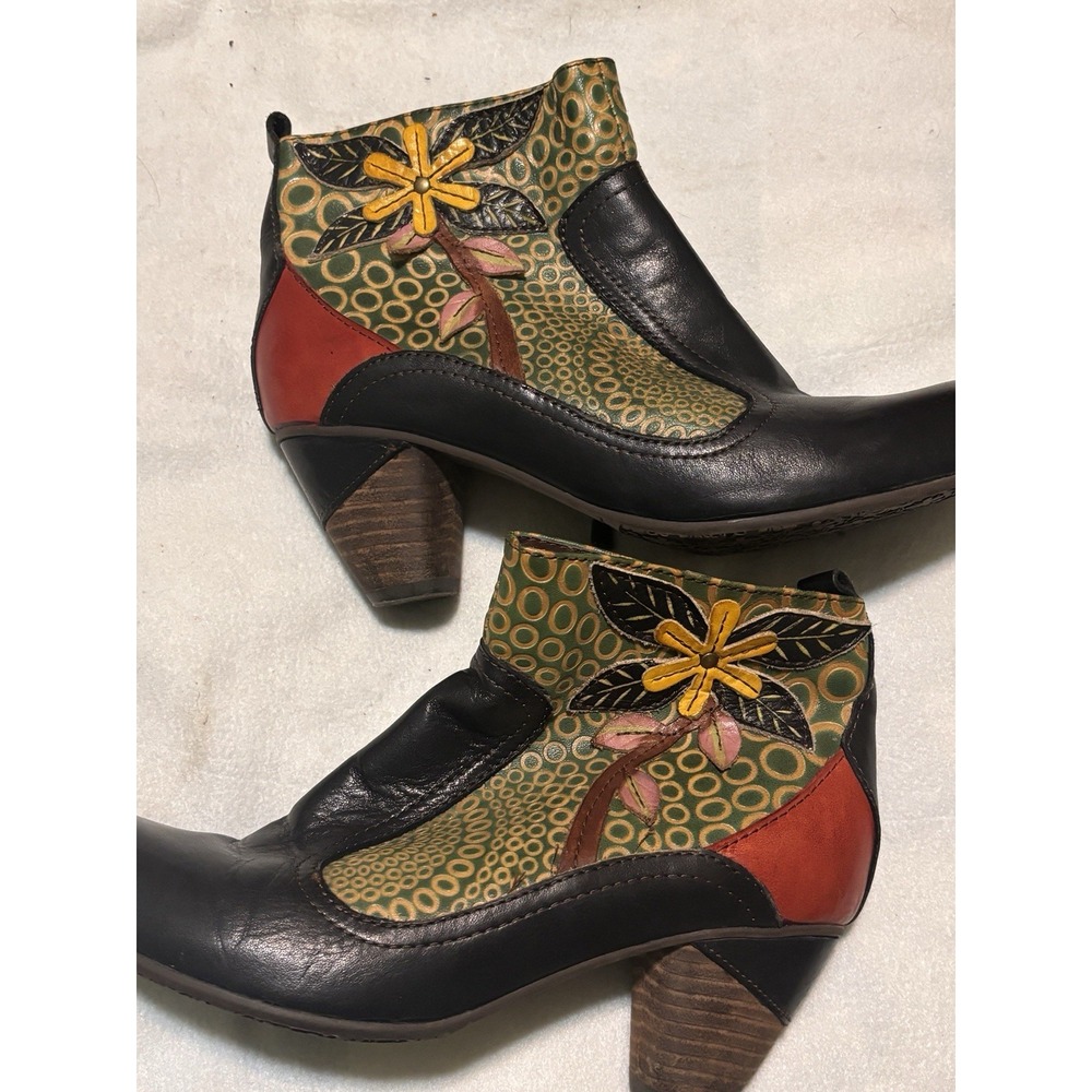 L'Artiste by Spring Step Wearable Art Leather Floral Ankle Boots Black Green 38